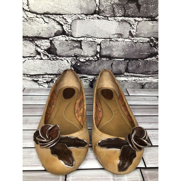 Fossil Brown Tan Leather Rose Floral Slip On Ballet Flats Shoes Women Sz 8.5M US - Picture 2 of 16